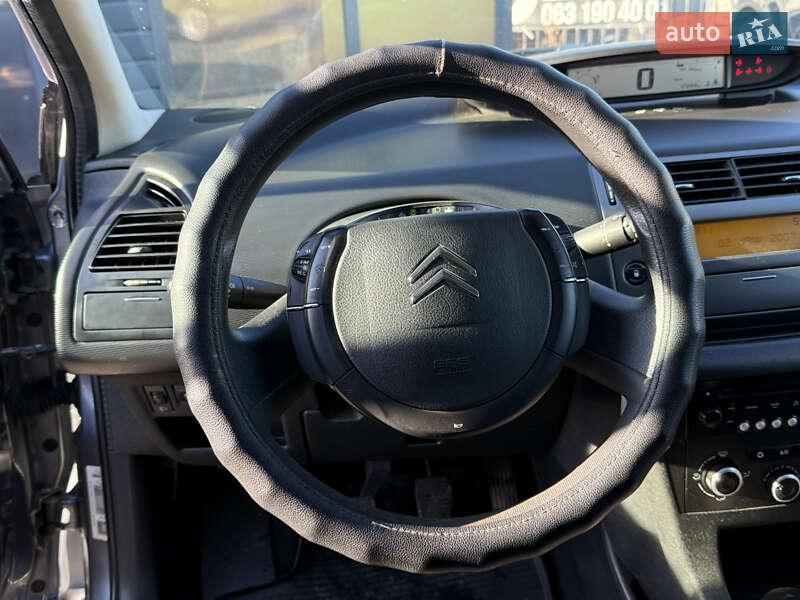 Хетчбек Citroen C4 2010 в Стрию фото 36 Хетчбек Citroen C4 2010 в Стрию