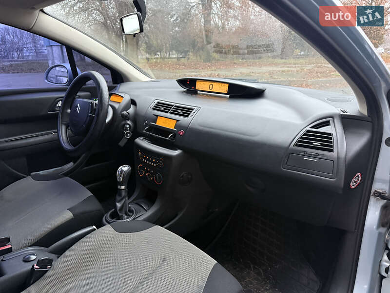 Хэтчбек Citroen C4 2008 в Черкассах фото 22 Хэтчбек Citroen C4 2008 в Черкассах