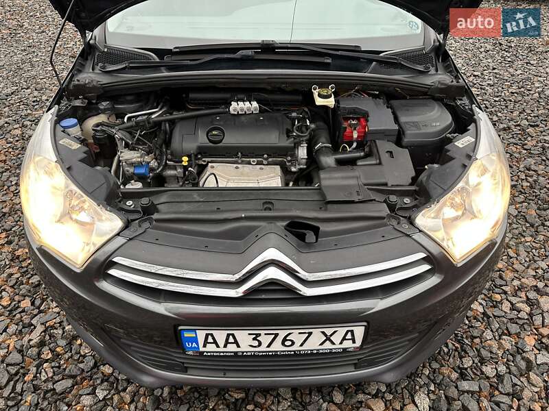 Хэтчбек Citroen C4 2011 в Смеле