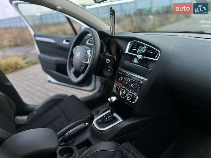 Хэтчбек Citroen C4 2011 в Львове