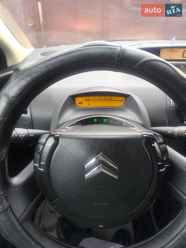 Хэтчбек Citroen C4 2007 в Ужгороде