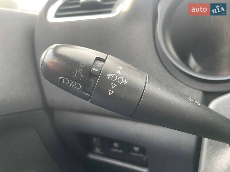 Хэтчбек Citroen C4 2013 в Киеве