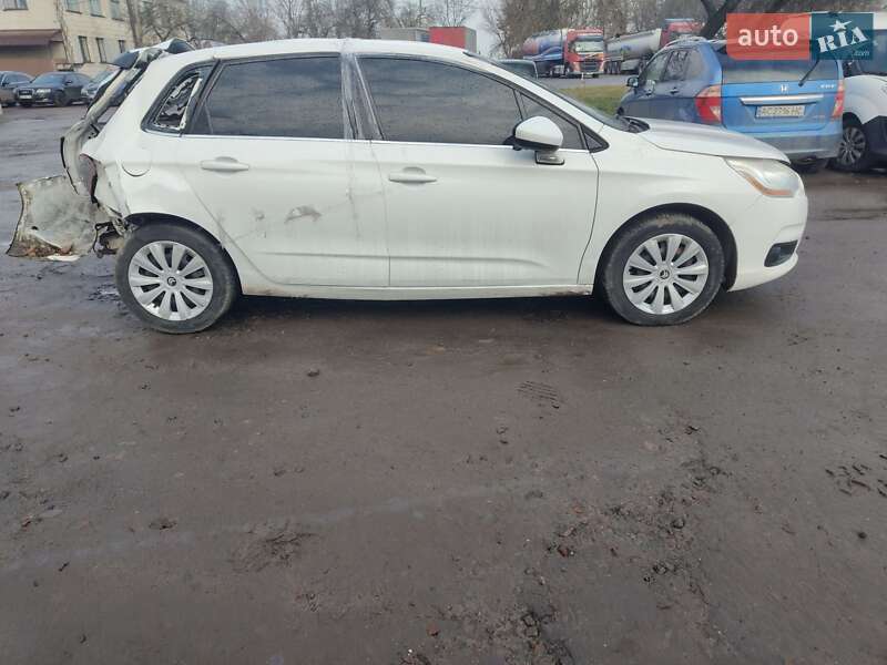 Хэтчбек Citroen C4 2012 в Ровно