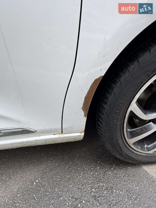 Хетчбек Citroen C4 2012 в Києві фото 19 Хетчбек Citroen C4 2012 в Києві