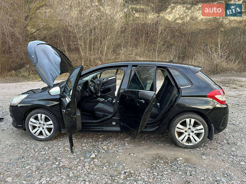 Хэтчбек Citroen C4 2011 в Киеве