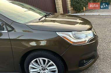 Хетчбек Citroen C4 2014 в Дніпрі