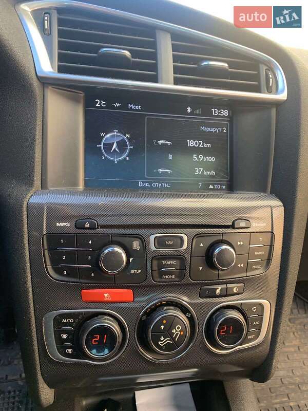 Хетчбек Citroen C4 2014 в Ужгороді фото 17 Хетчбек Citroen C4 2014 в Ужгороді