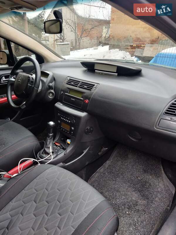 Купе Citroen C4 2006 в Львові
