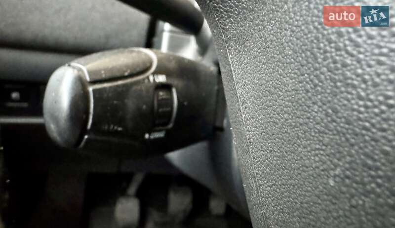 Хетчбек Citroen C4 2013 в Києві фото 18 Хетчбек Citroen C4 2013 в Києві