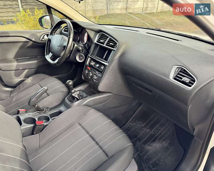 Хетчбек Citroen C4 2013 в Києві фото 20 Хетчбек Citroen C4 2013 в Києві