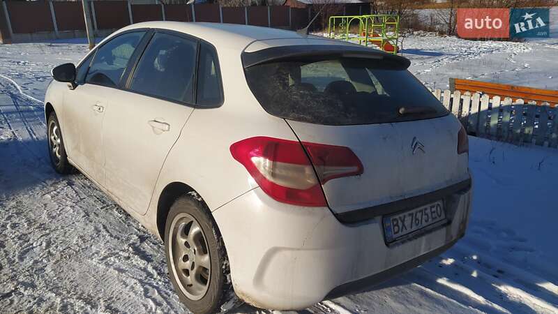 Хэтчбек Citroen C4 2011 в Староконстантинове