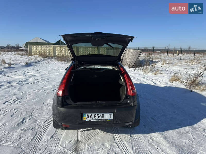 Хетчбек Citroen C4 2007 в Києві фото 23 Хетчбек Citroen C4 2007 в Києві