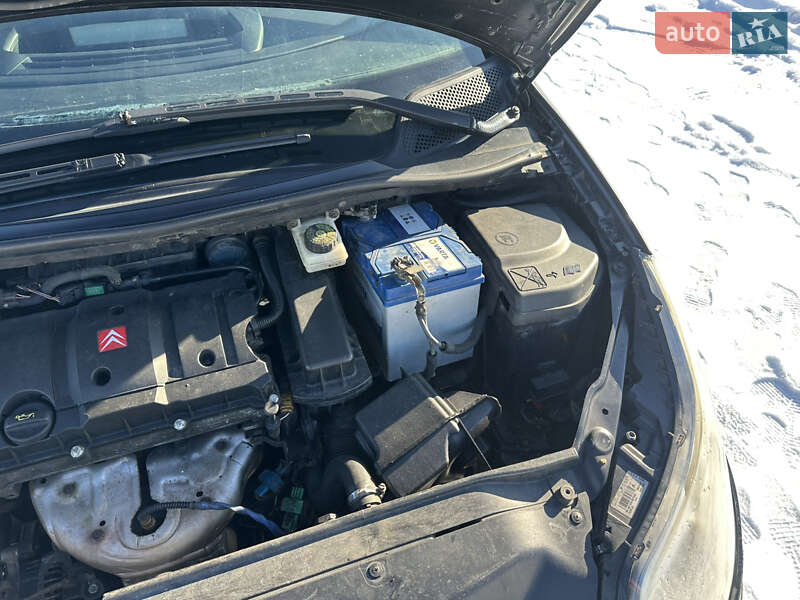 Хетчбек Citroen C4 2007 в Києві фото 38 Хетчбек Citroen C4 2007 в Києві