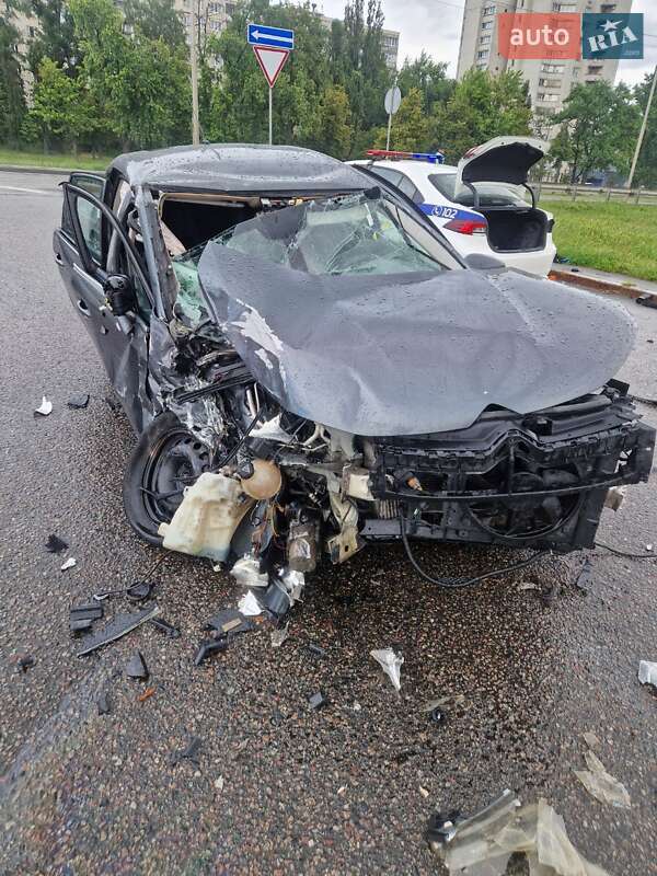 Хэтчбек Citroen C4 2012 в Софиевской Борщаговке