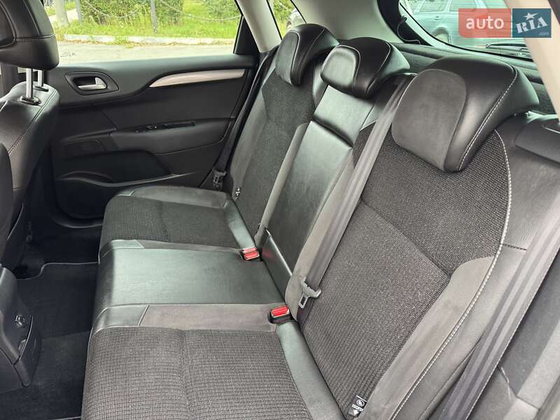 Хэтчбек Citroen C4 2010 в Луцке фото 30 Хэтчбек Citroen C4 2010 в Луцке