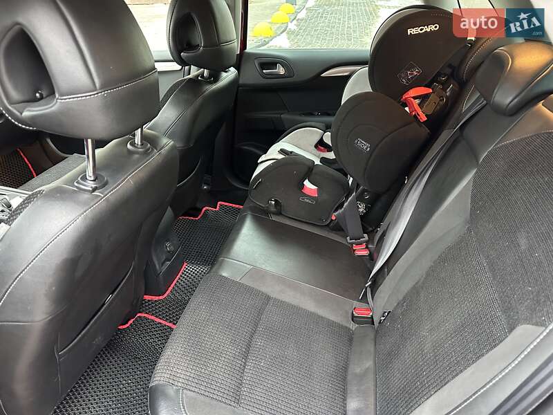 Хэтчбек Citroen C4 2012 в Одессе