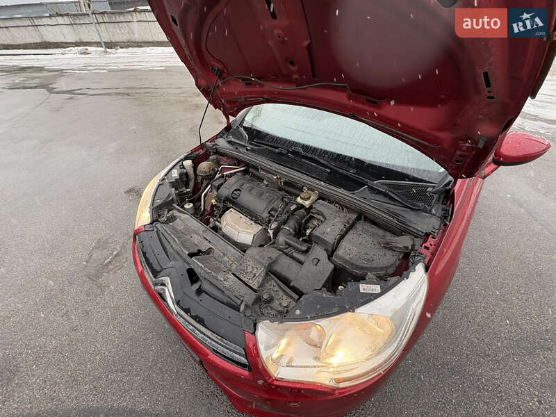 Хэтчбек Citroen C4 2011 в Киеве фото 17 Хэтчбек Citroen C4 2011 в Киеве