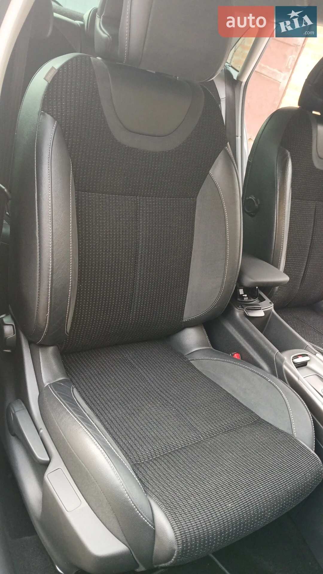 2015 Citroen C4 - мініатюра 46