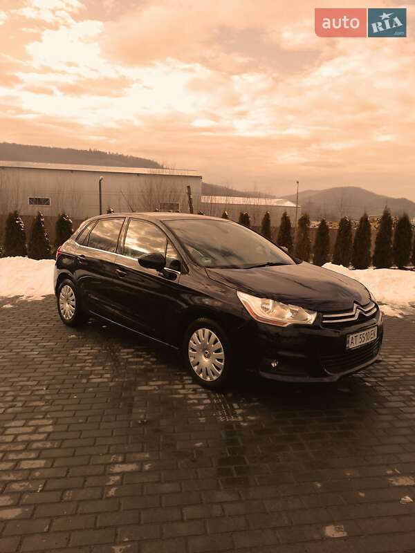 Хэтчбек Citroen C4 2012 в Выгоде фото 3 Хэтчбек Citroen C4 2012 в Выгоде