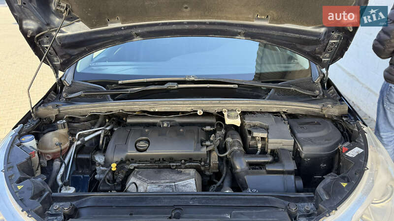 Хэтчбек Citroen C4 2011 в Черновцах фото 14 Хэтчбек Citroen C4 2011 в Черновцах