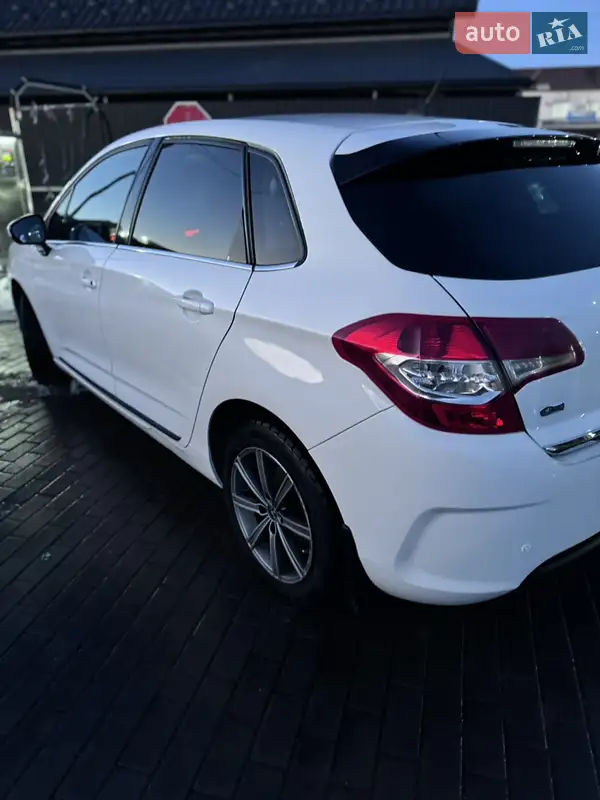 Citroen C4 2012 VIN VF7NC9HR8CY552650 фото оголошення 10 з 61