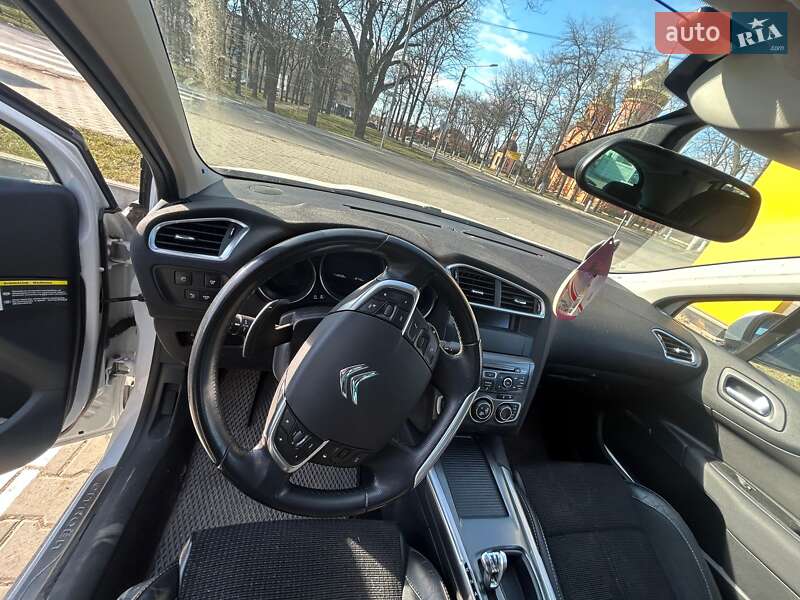 Седан Citroen C4 2013 в Ізмаїлі