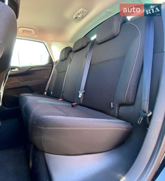 Хетчбек Citroen C4 2015 в Рівному