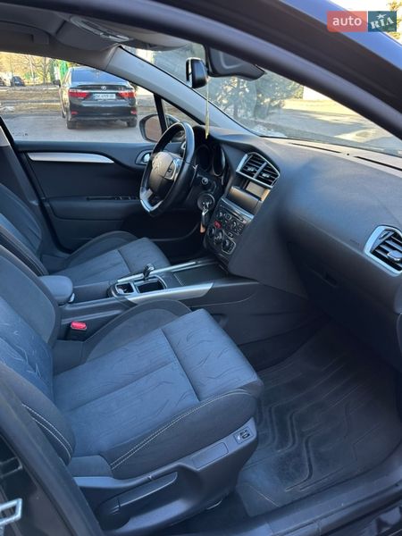 Хэтчбек Citroen C4 2012 в Ровно