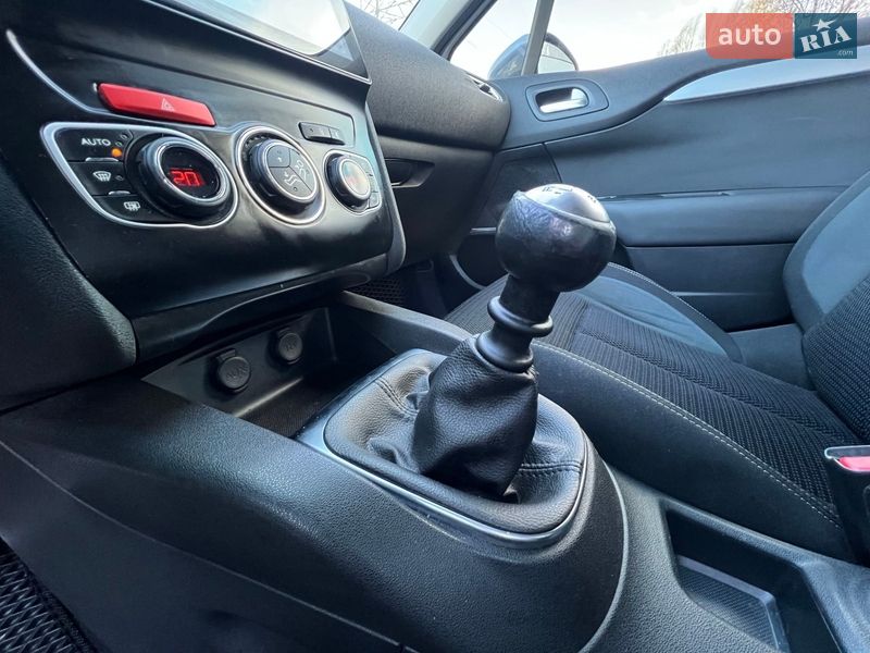 Хэтчбек Citroen C4 2013 в Львове