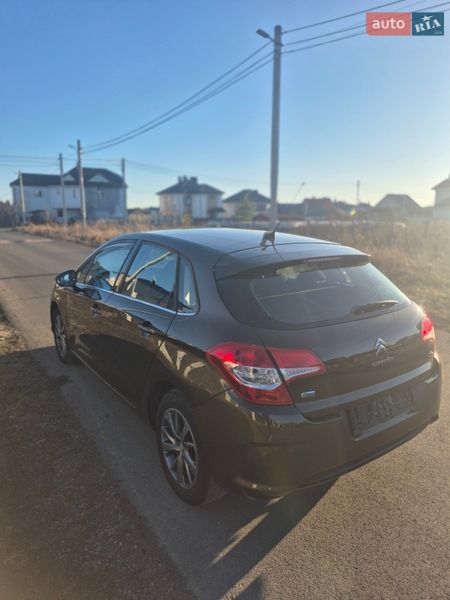 Хэтчбек Citroen C4 2014 в Киеве