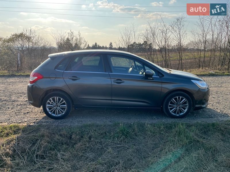 Хэтчбек Citroen C4 2010 в Львове