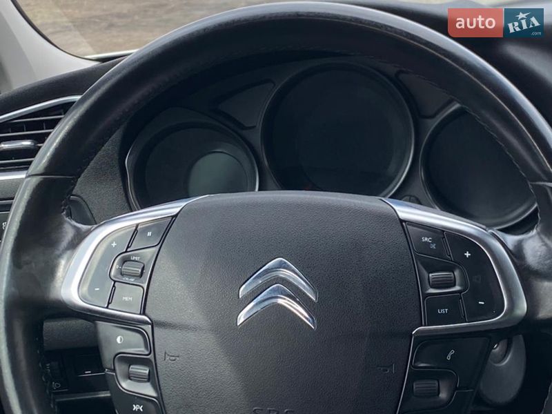 Хэтчбек Citroen C4 2012 в Прилуках фото 12 Хэтчбек Citroen C4 2012 в Прилуках