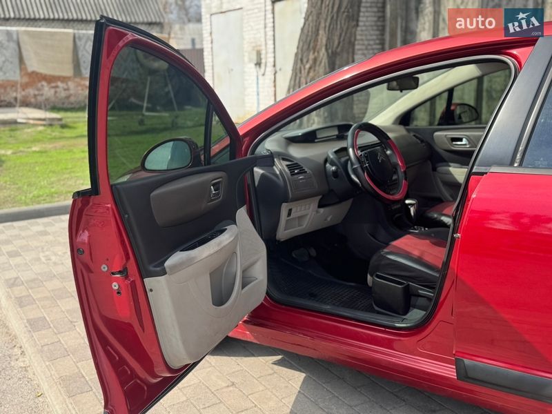 Хетчбек Citroen C4 2006 в Лубнах фото 20 Хетчбек Citroen C4 2006 в Лубнах