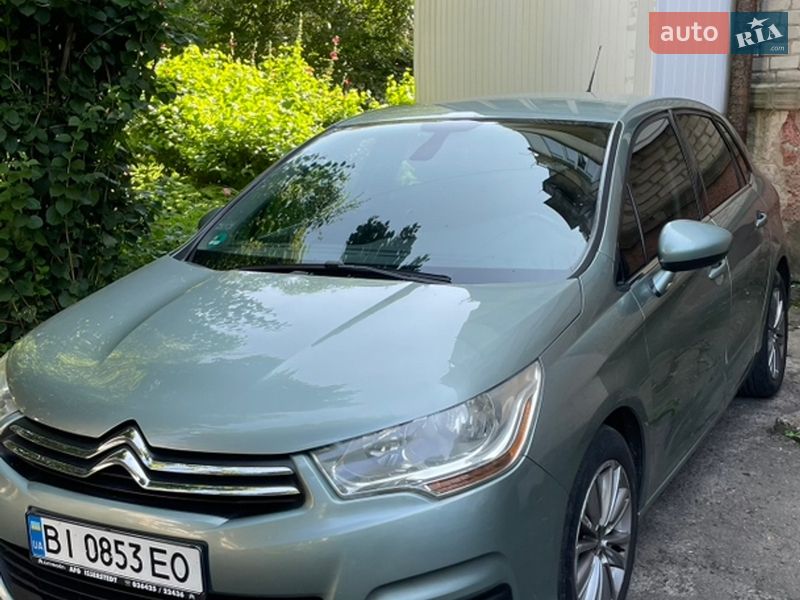 Хэтчбек Citroen C4 2010 в Ровно