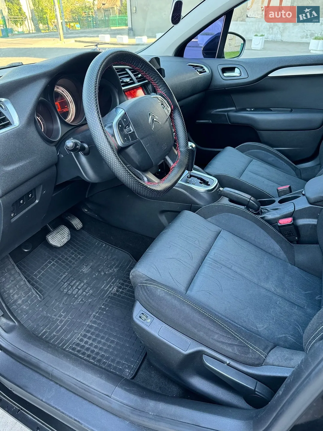 2011 Citroen C4 - мініатюра 16