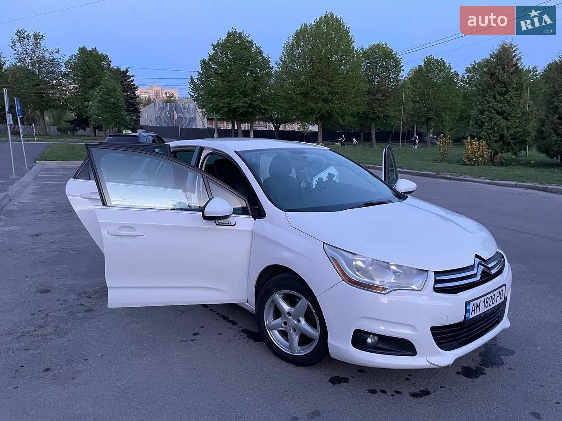 2011 Citroen C4 - мініатюра 8