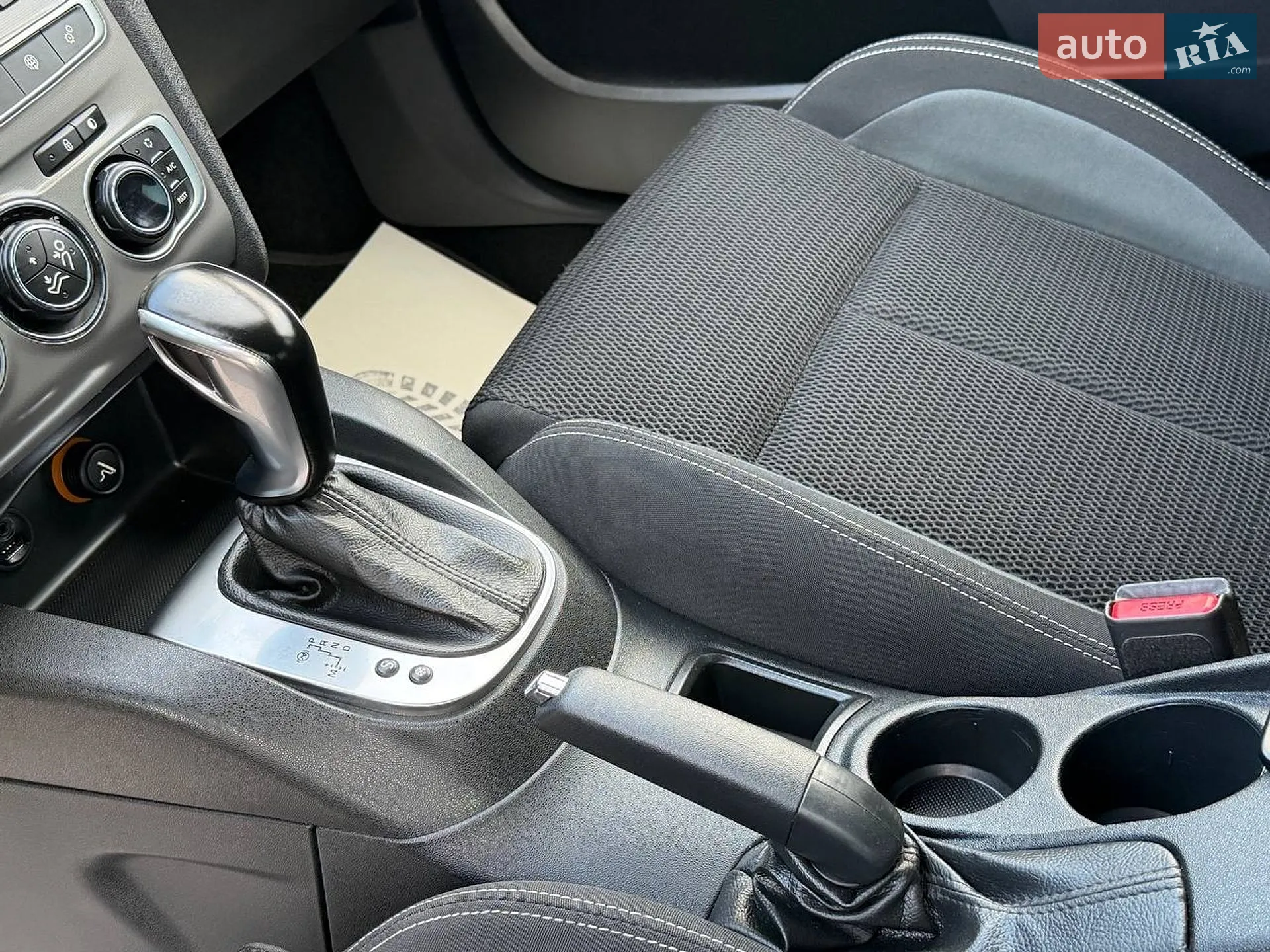 2016 Citroen C4 - мініатюра 40