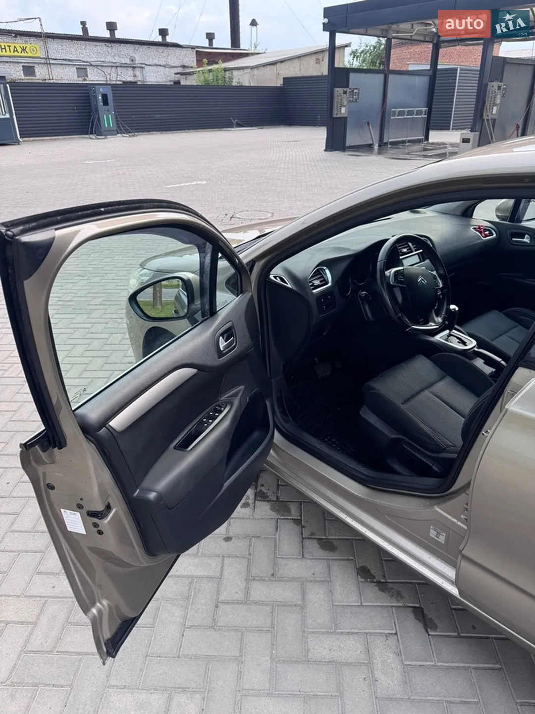 2011 Citroen C4 - мініатюра 14