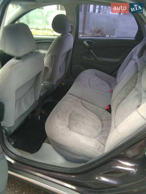 Хэтчбек Citroen C5 2006 в Семеновке