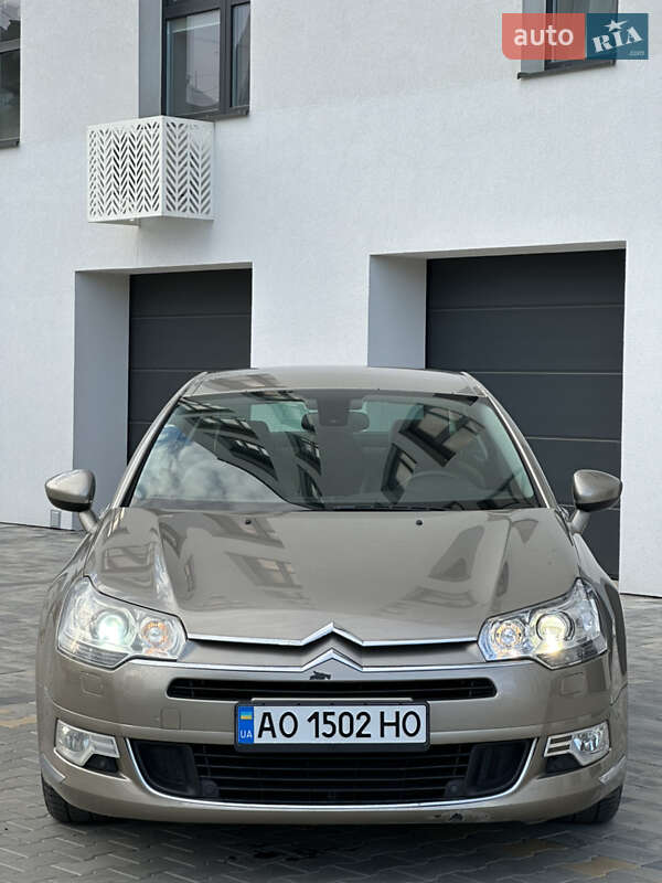 Седан Citroen C5 2008 в Ужгороде