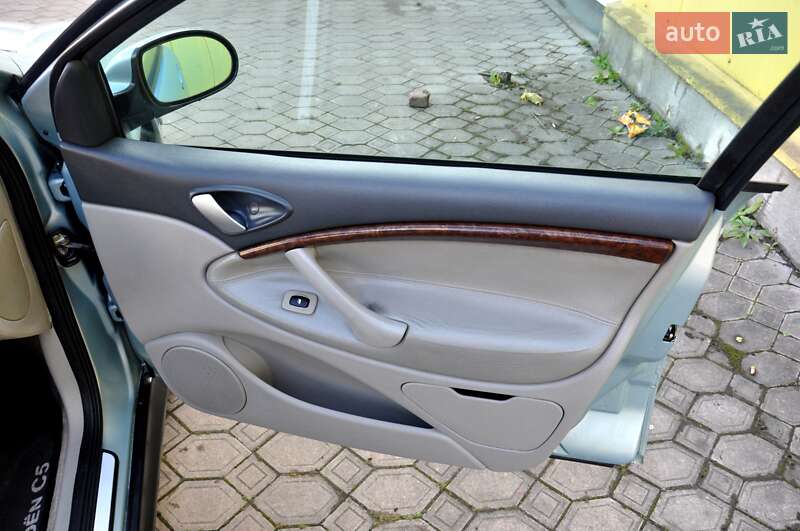Седан Citroen C5 2001 в Львові