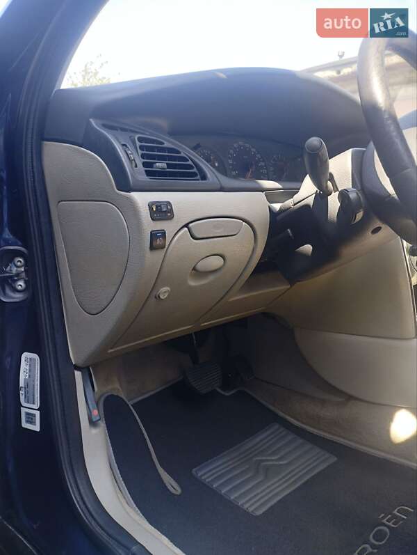 Седан Citroen C5 2001 в Горішніх Плавнях