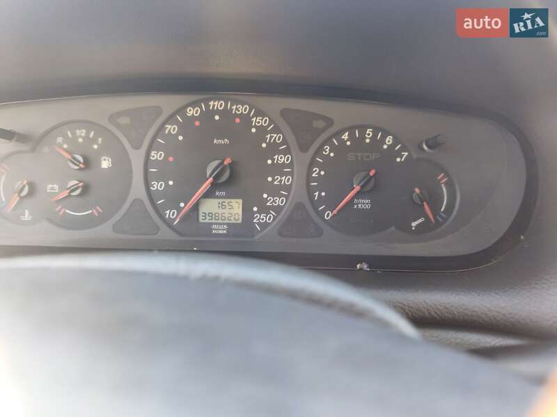 Универсал Citroen C5 2003 в Миргороде