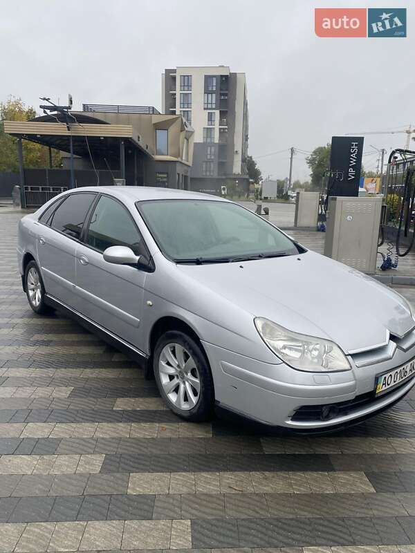 Седан Citroen C5 2007 в  фото Седан Citroen C5 2007 в