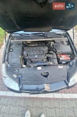 Седан Citroen C5 2005 в  фото 11 Седан Citroen C5 2005 в