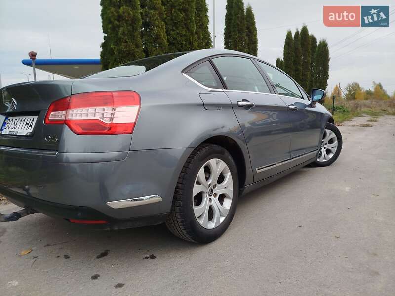 Седан Citroen C5 2009 в Почаеве