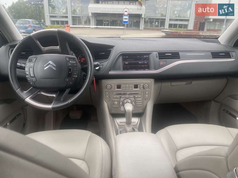 Седан Citroen C5 2010 в Киеве