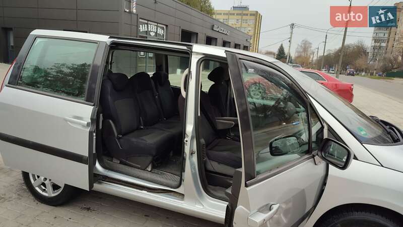 Минивэн Citroen C8 2006 в Каменец-Подольском