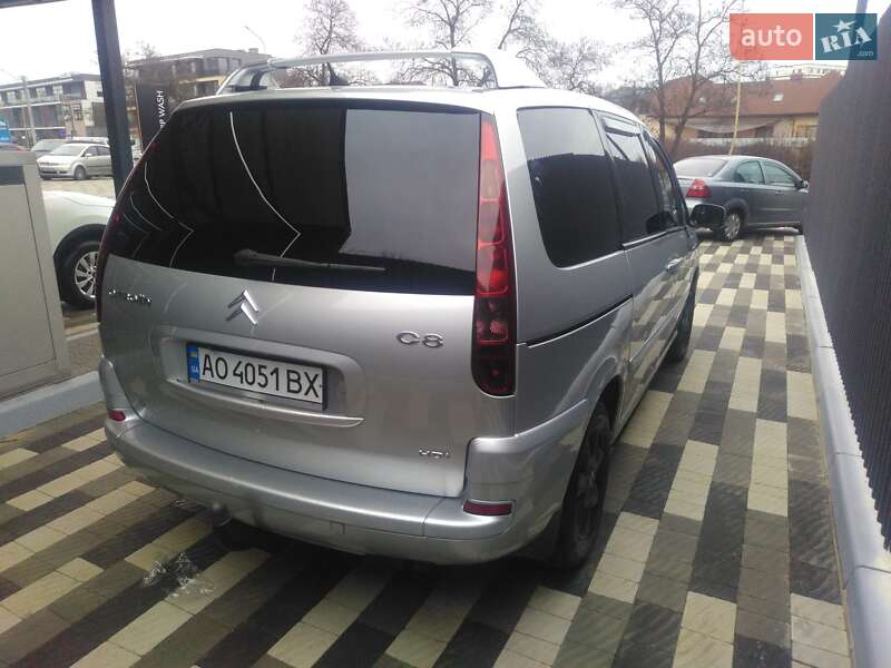 Минивэн Citroen C8 2004 в Ужгороде