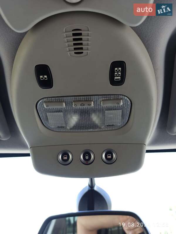 Минивэн Citroen C8 2010 в Луцке